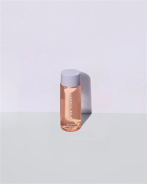 {{photo.Alt || photo.Description || 'Fenty Skin Тоник для сужения пор с ниацинамидом и экстрактом барбадосской вишни Fat Water, 50 мл'}}